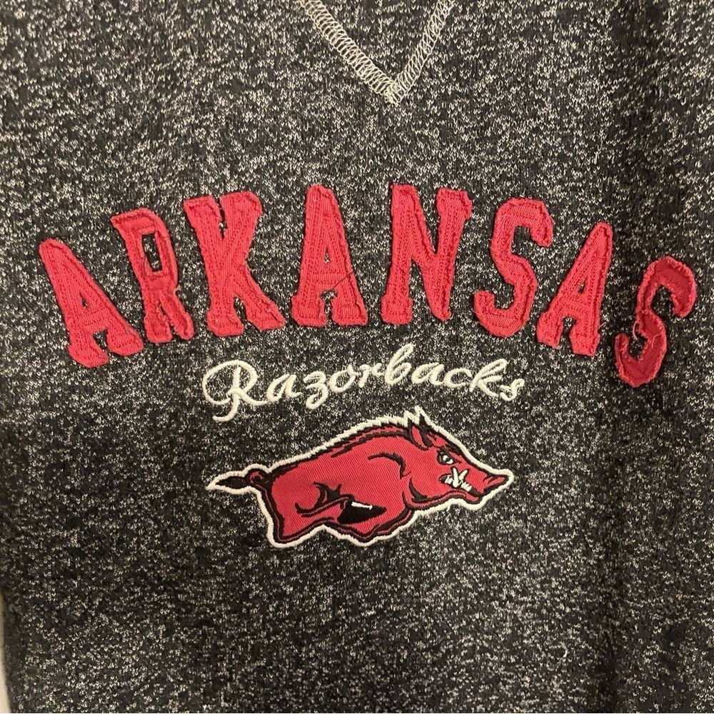 Arkansas Razorbacks Colosseum Athletics Collegiate Licensed‎ Product  women’s L